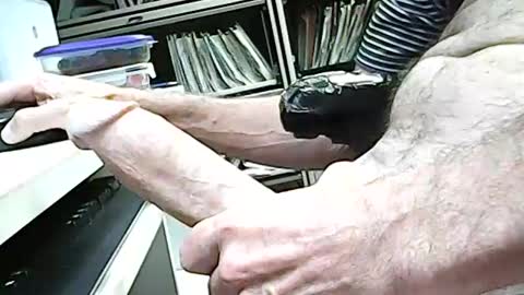 Snapshot of 01quebecboy69 chatting on 08.03.26 01quebecboy69 online show from 08.03.26