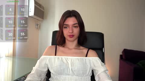 Olivia online show from 03.04.26