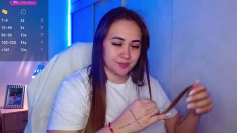 Snapshot of 0liv33 chatting on 12.19.24 Meli online show from 12.19.24