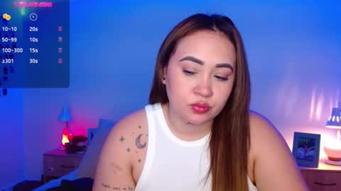 Snapshot of 0liv33 chatting on 03.11.25 Meli online show from 03.11.25