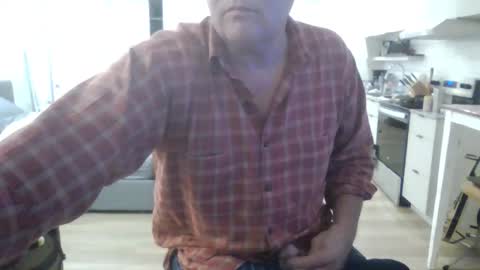 Snapshot of 1029mn chatting on 11.12.25 Takin Profits online show from 11.12.25