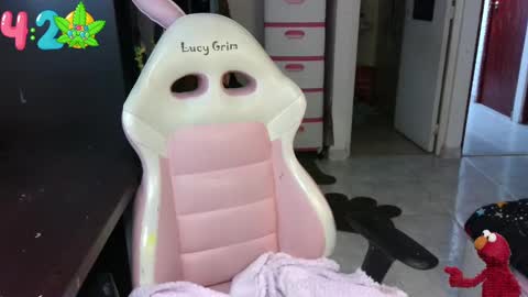 Snapshot of 111lucygrim111 chatting on 12.23.24 111lucygrim111 online show from 12.23.24