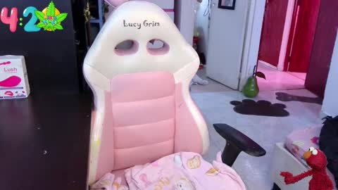 Snapshot of 111lucygrim111 chatting on 01.10.25 111lucygrim111 online show from 01.10.25