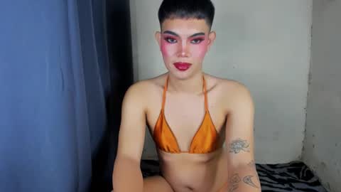 Leren online show from 03.04.25