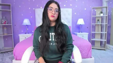 Scarlette  online show from 11.06.25