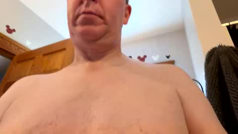 Snapshot of 16510 chatting on 11.03.25 16510 online show from 11.03.25