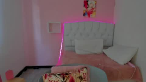 Snapshot of 18candy chatting on 12.20.24 18candy online show from 12.20.24