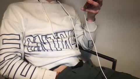 man 18 but cute online show from 12.31.24