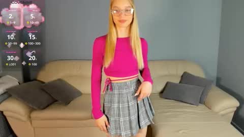 Kira online show from 11.05.25