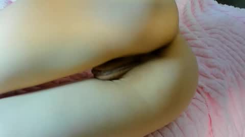 Snapshot of 18kira18 chatting on 02.27.26 Kira online show from 02.27.26