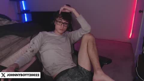 Snapshot of 18yrboyhot chatting on 09.09.25 19yrboyhot online show from 09.09.25