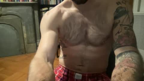 Snapshot of 1993boxers chatting on 12.07.24 1993boxers online show from 12.07.24