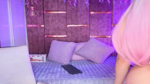 anya online show from 11.18.25