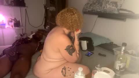 Snapshot of 1bbc__ chatting on 10.11.25 1bbc__ online show from 10.11.25