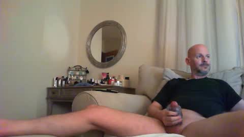 1hotbaldguy online show from 12.10.24