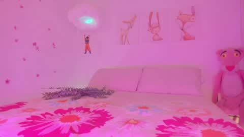 laiaa rivas online show from 12.20.24