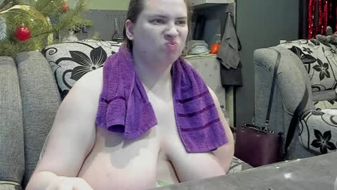 1LINDSEY1 online show from 01.14.25