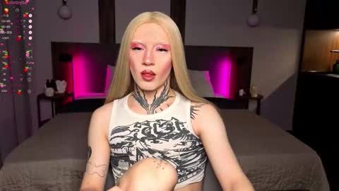 Michelle online show from 02.06.26