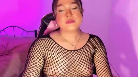 1lovelymess online show from 09.19.25