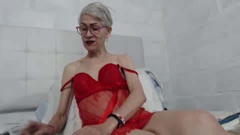 Snapshot of 1miss_monserrate chatting on 01.25.25 Miss Monserrate online show from 01.25.25