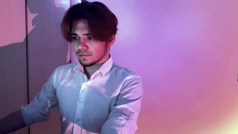 1roberttt online show from 12.03.25