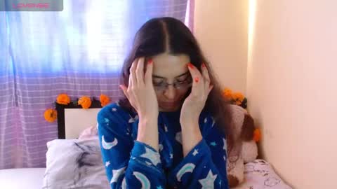 paola online show from 11.12.25