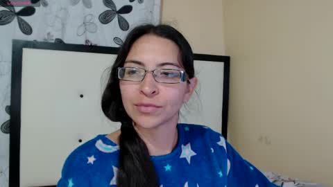 Snapshot of 1sasha_grey__1 chatting on 05.12.26 paola online show from 05.12.26