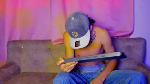 1Threestar online show from 02.24.25