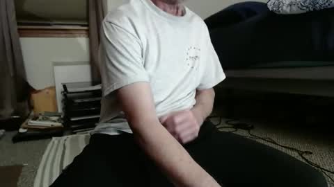 Snapshot of 1xy2z chatting on 12.18.25 1xy2z online show from 12.18.25