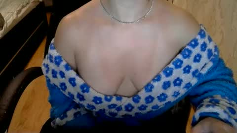 Snapshot of 1your_hot_girls chatting on 02.04.25 1your_hot_girls online show from 02.04.25