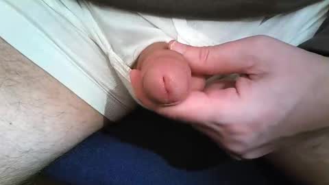 Snapshot of 2001uwuk chatting on 11.30.25 2001uwuk online show from 11.30.25