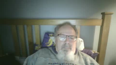 Snapshot of 2003dynawideglide chatting on 02.23.25 2003dynawideglide online show from 02.23.25