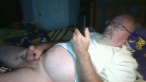 Snapshot of 2003dynawideglide chatting on 09.28.25 2003dynawideglide online show from 09.28.25