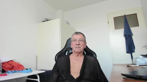 Henk online show from 03.05.25