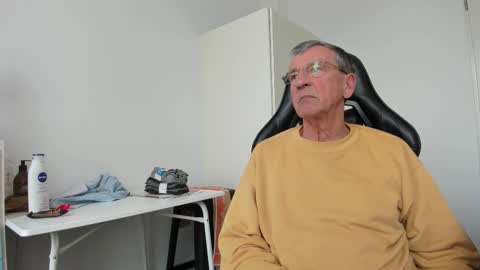 Henk online show from 03.12.26