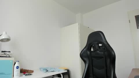 Henk online show from 03.21.26