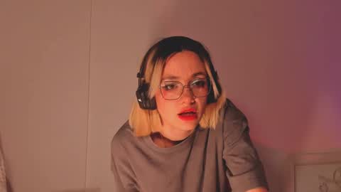 Sasha weekend from 14 to 27 November online show from 02.24.25