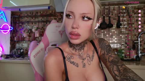 Snapshot of 2badforyou chatting on 03.11.25     30 NOV  online show from 03.11.25