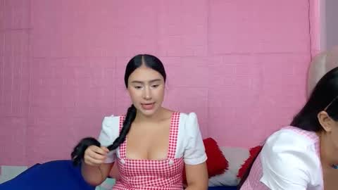 Snapshot of 2cgirls18 chatting on 11.01.25 Tip us ask our names online show from 11.01.25