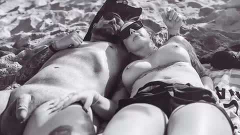 Zak and Raegan online show from 12.17.24