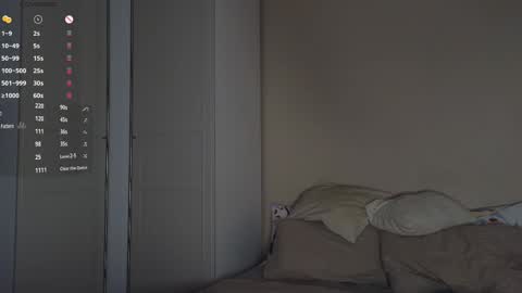 Snapshot of 2insensitive chatting on 02.16.25 Lina free control in pvt online show from 02.16.25