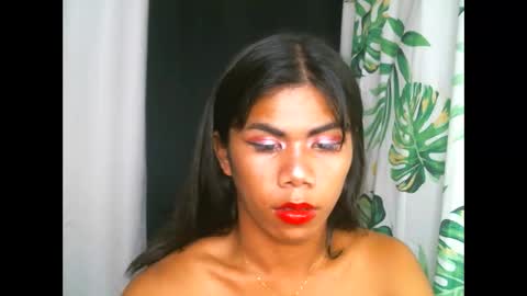 Snapshot of 2mella_reload chatting on 09.11.25 MEL online show from 09.11.25