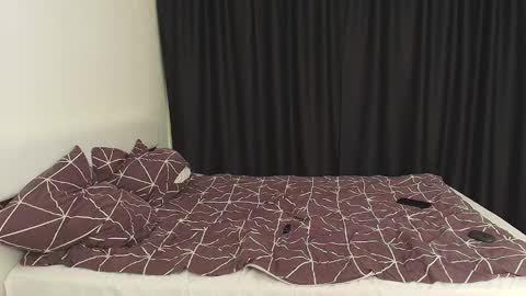 Eleot online show from 10.18.25