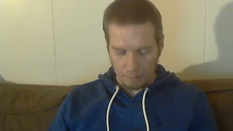 2small4you83 online show from 12.12.24