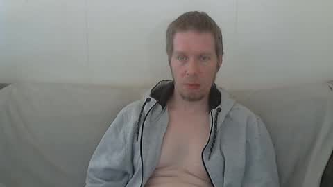 2small4you83 online show from 04.27.26