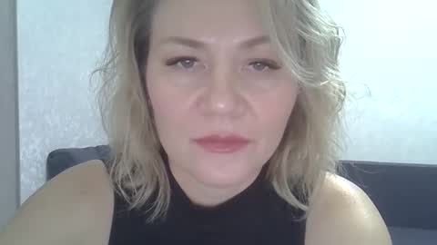 Snapshot of 3susie chatting on 11.06.25 3susie online show from 11.06.25