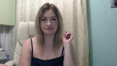 3sweetcandy3 online show from 10.16.25