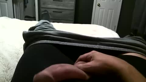 Snapshot of 420bigdickben420 chatting on 11.18.25 420bigdickben420 online show from 11.18.25