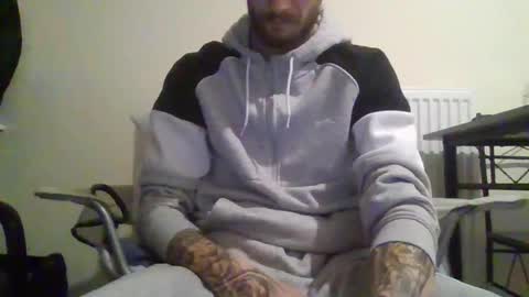 420feetloverr420 online show from 10.29.25