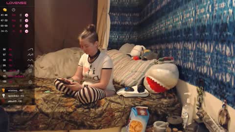 420stonerchick online show from 03.26.26